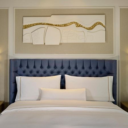 The College Green Dublin Hotel, Autograph Collection מראה חיצוני תמונה