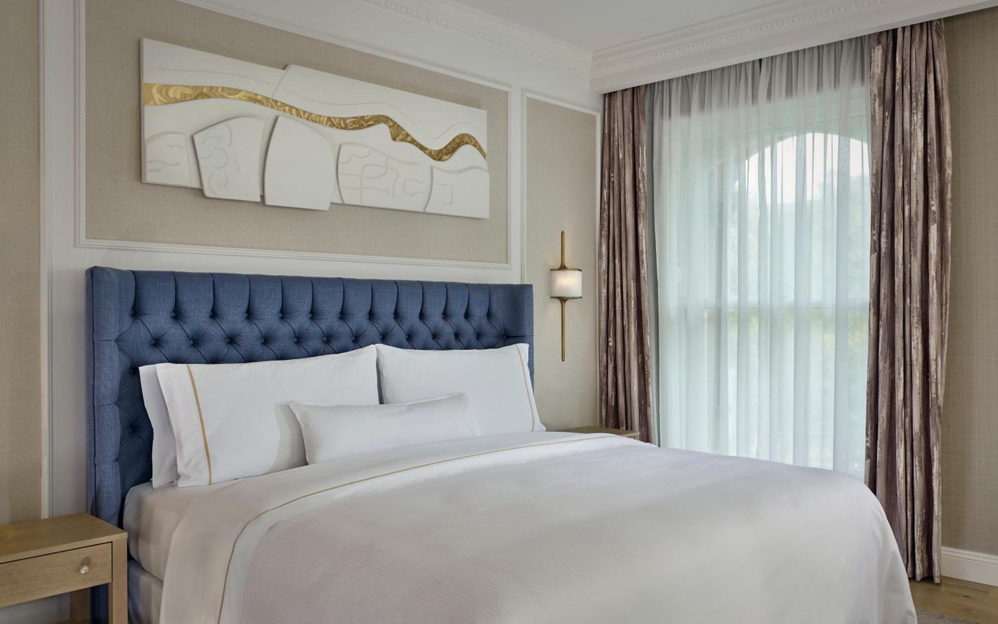 The College Green Dublin Hotel, Autograph Collection מראה חיצוני תמונה