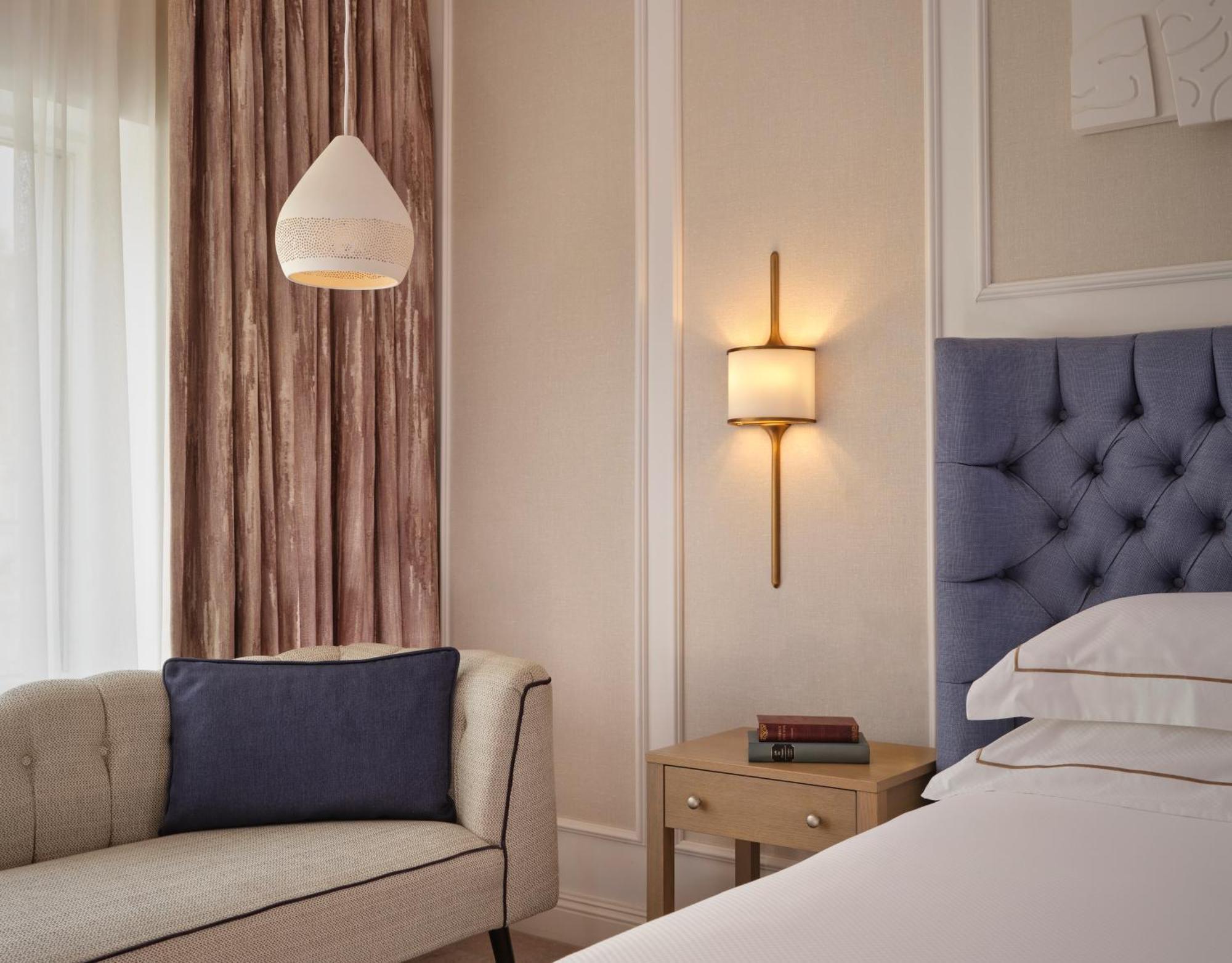 The College Green Dublin Hotel, Autograph Collection מראה חיצוני תמונה