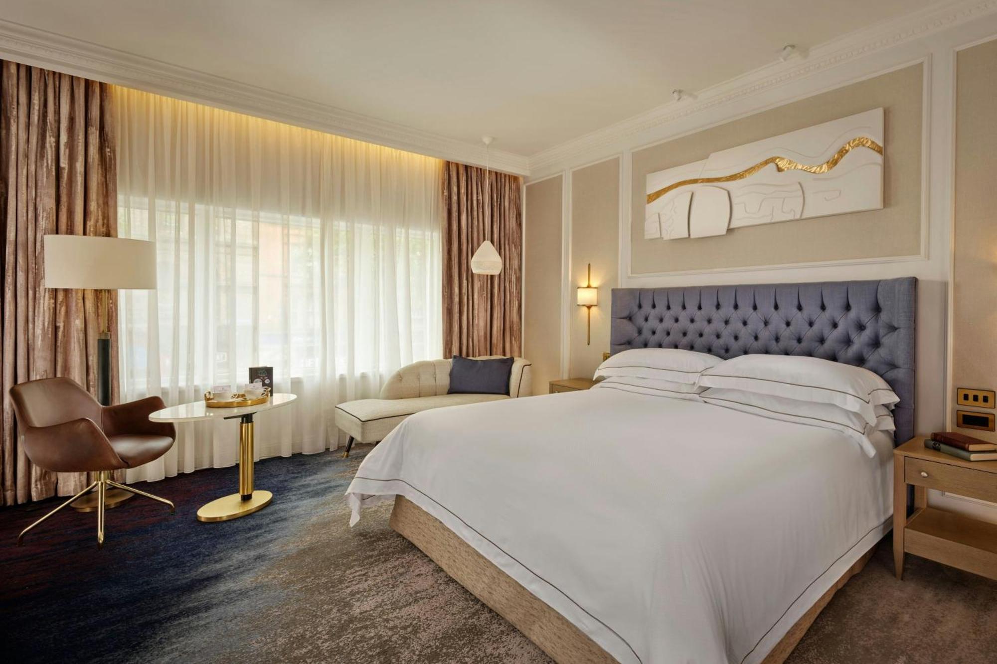 The College Green Dublin Hotel, Autograph Collection מראה חיצוני תמונה